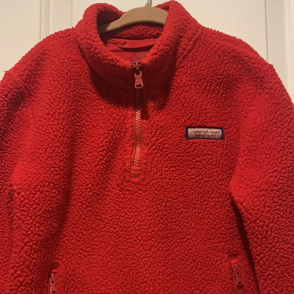 Vineyard Vines good size